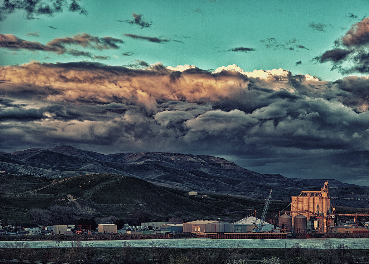 Mirosław Sochański-2.png [1.84 MB]